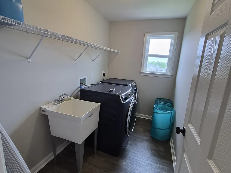 6179 Ballyshannon Dr — Photo 38