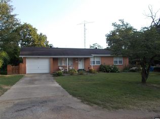 320 Circle Dr, South Fulton, TN 38257