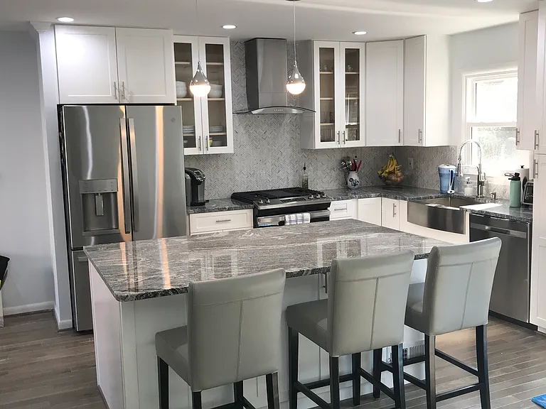 1804 N George Mason Dr — Photo 1
