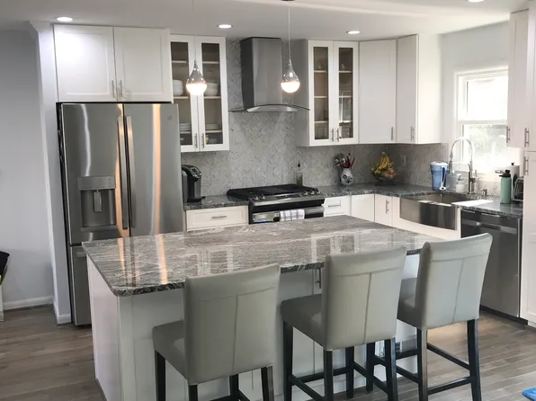 1804 N George Mason Dr, Arlington, VA 22205