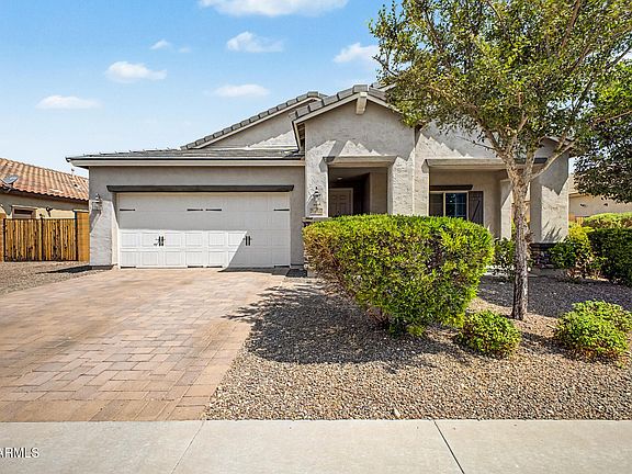2nd image of 26002 W PIUTE Avenue