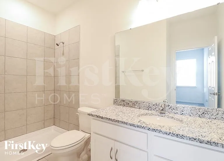 332 Corbel Ln — Photo 13
