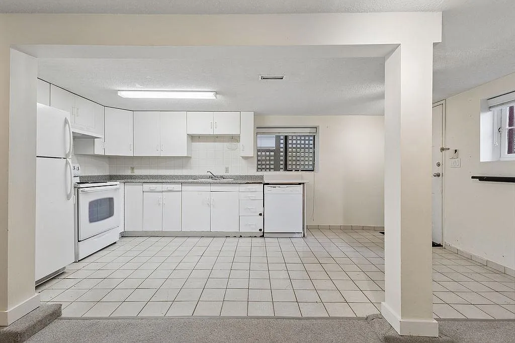 2 bed, 900 sqft, $2,000 — Photo 4