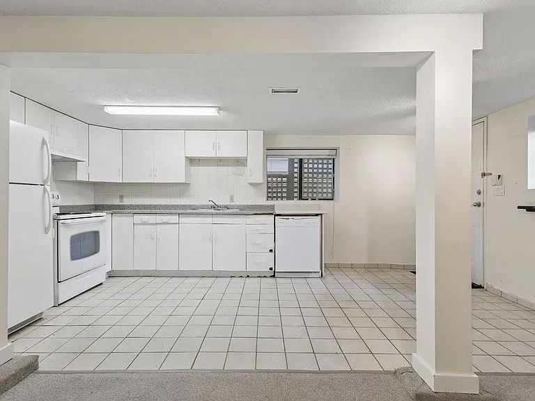 3229 W 11th Ave #GROUND LEVEL — Photo 4