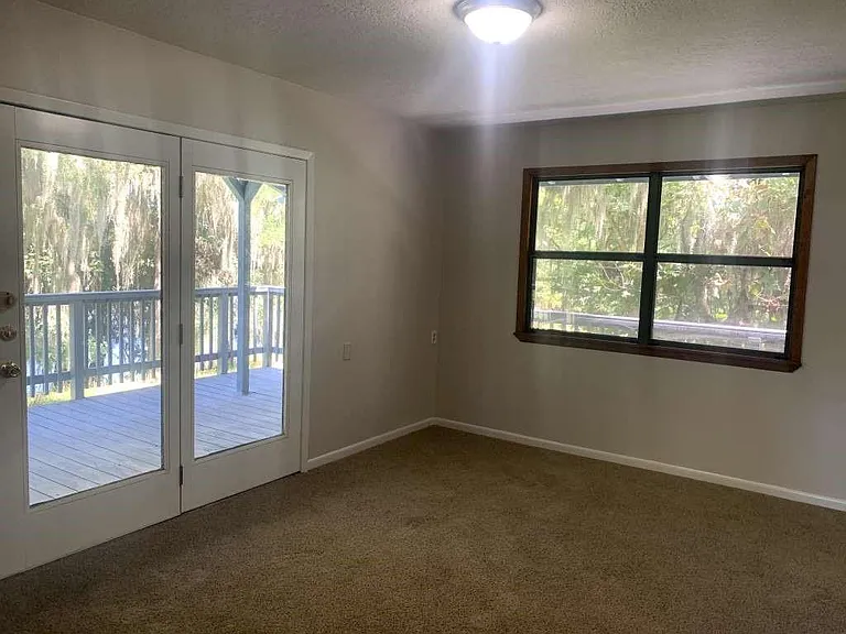 203 Ferguson Dr — Photo 9