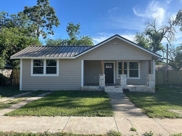 105 E Travis St