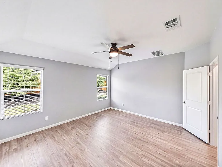 6827 Pail Pl — Photo 16