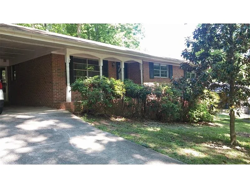 2125 Terry Ln photo 1