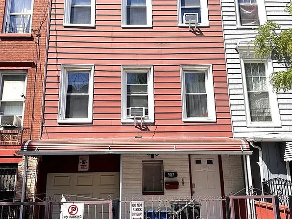 907 Herkimer St, Brooklyn, NY 11233
