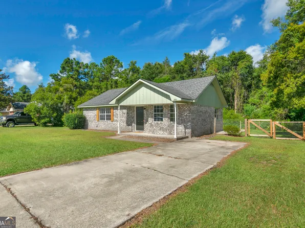 391 Sabreena Cir, Hinesville, GA 31313