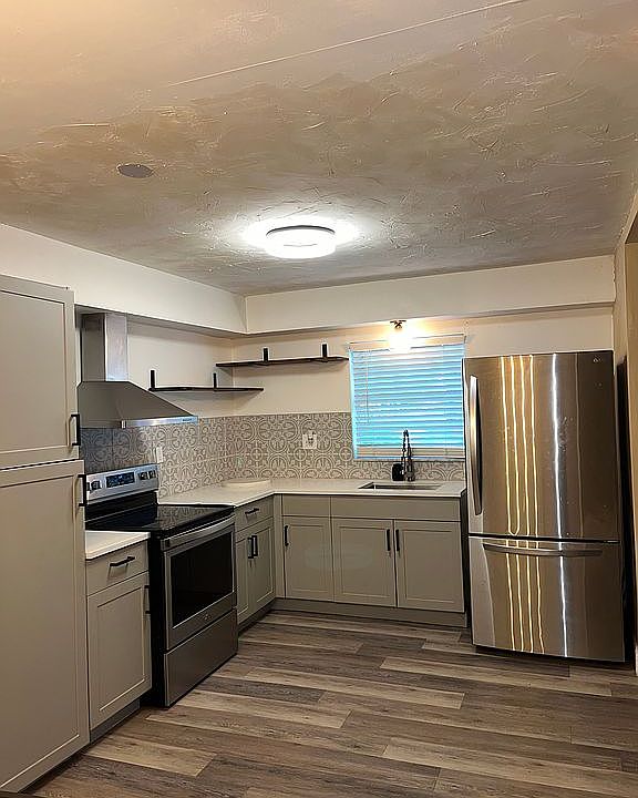 Quartz Countertop Kitchen