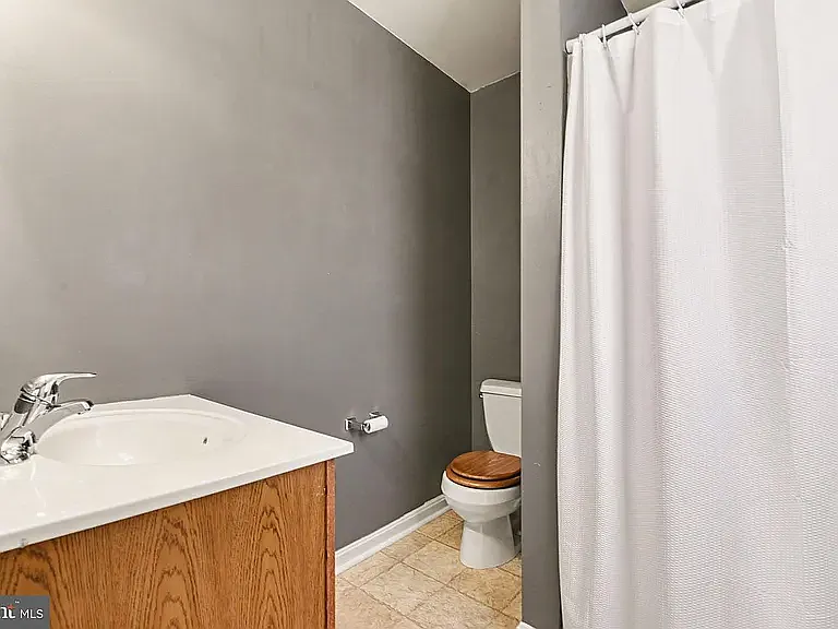 652 Park Ridge Dr — Photo 8