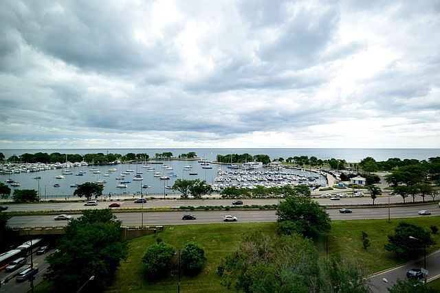1st image of 3180 N Lake Shore Dr APT 9F