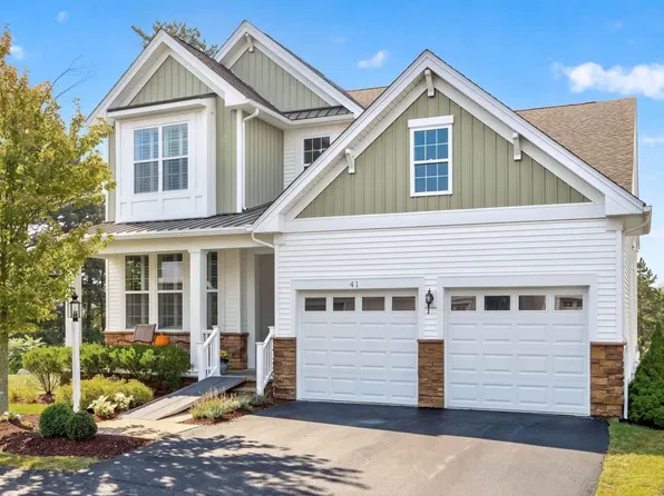 41 Briarwood, Plymouth, MA 02360