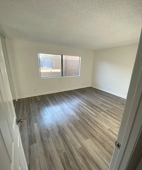 Old Mill Apartments — Photo 33