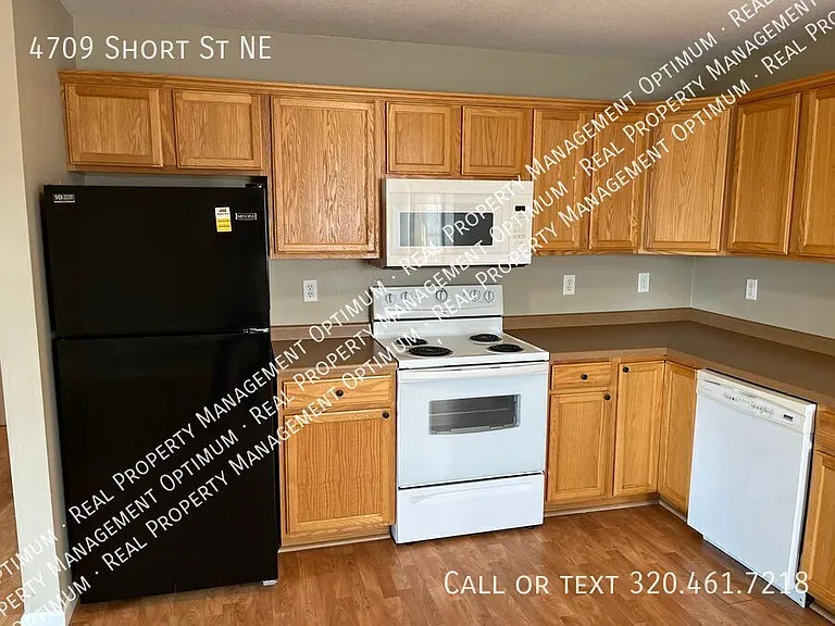 4709 Short St NE — Photo 5