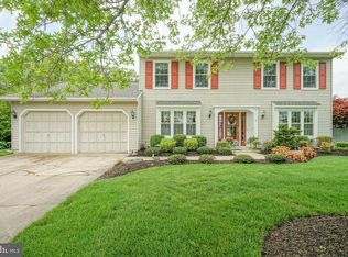 8 Elsinore Dr, Hainesport, NJ 08036