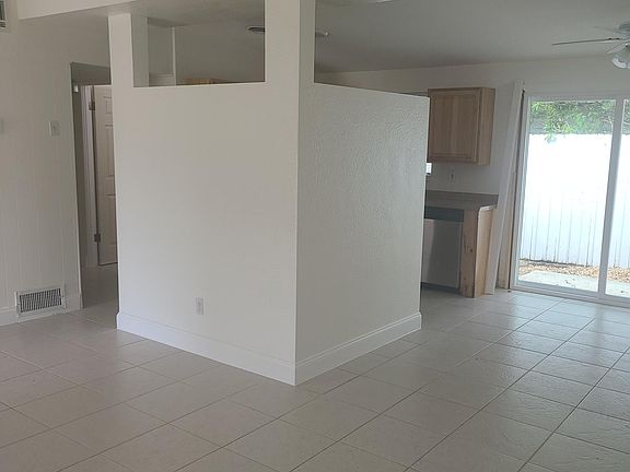 5th image of 4995 10th St N