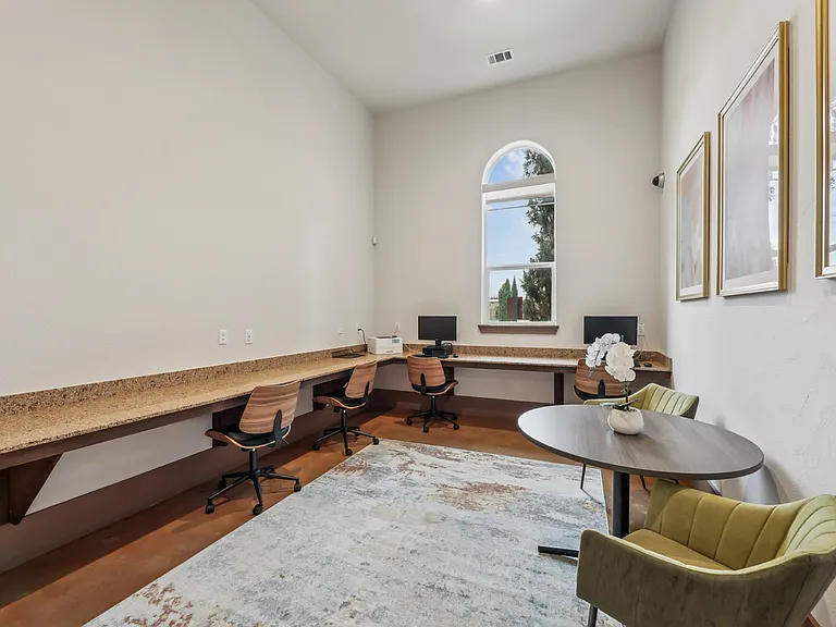 Creekside on Parmer Lane — Photo 18