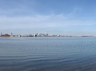 797 E Squantum St APT 3, Quincy, MA 02171