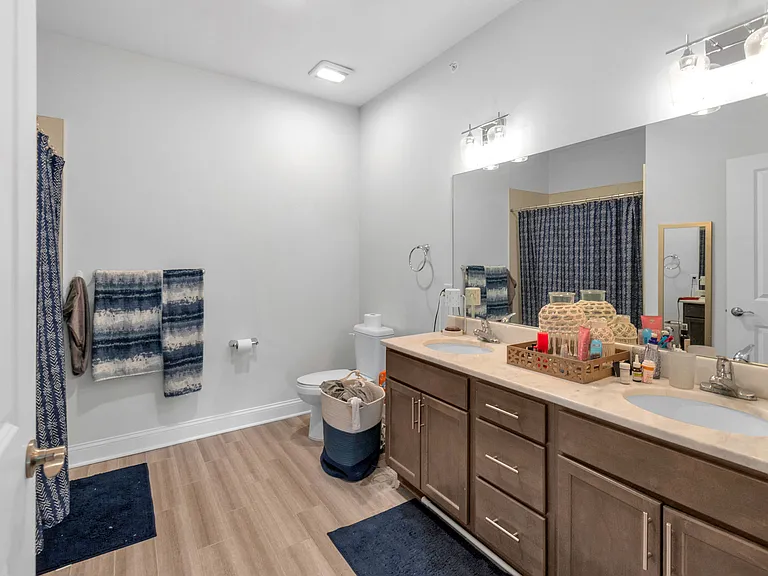 310 Centennial Ave #204 — Photo 11
