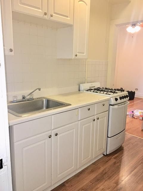 1st image of 5865 N Magnolia Ave APT 3S