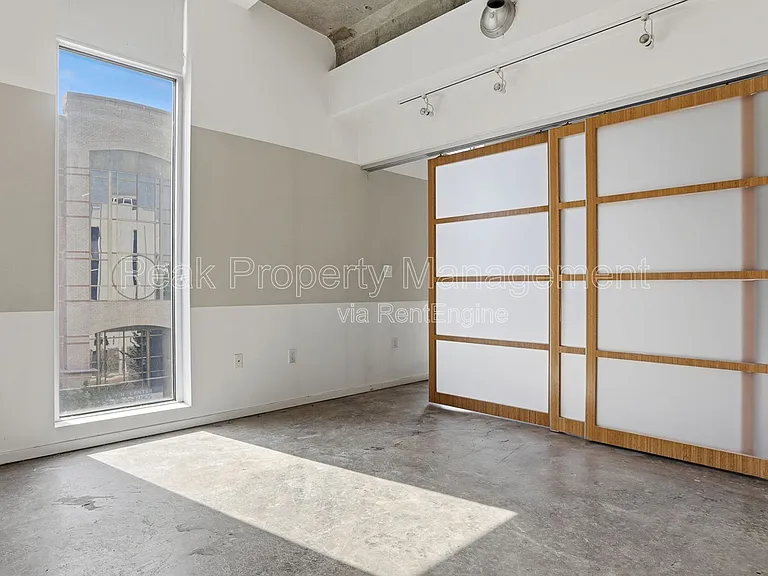 112 E Clay St #3C — Photo 17