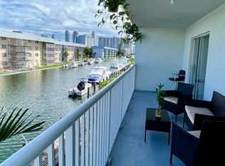 3527 NE 168th St APT 303, North Miami Beach, FL 33160
