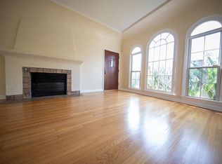 838 N Curson Ave, Los Angeles, CA 90046