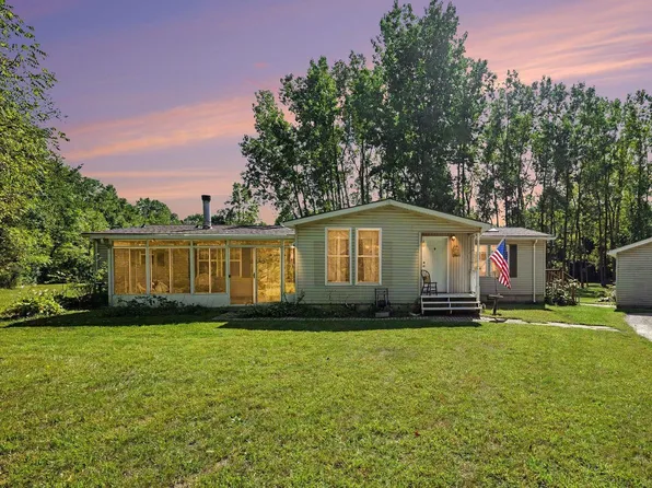 24340 Bordman Rd, Armada, MI 48005