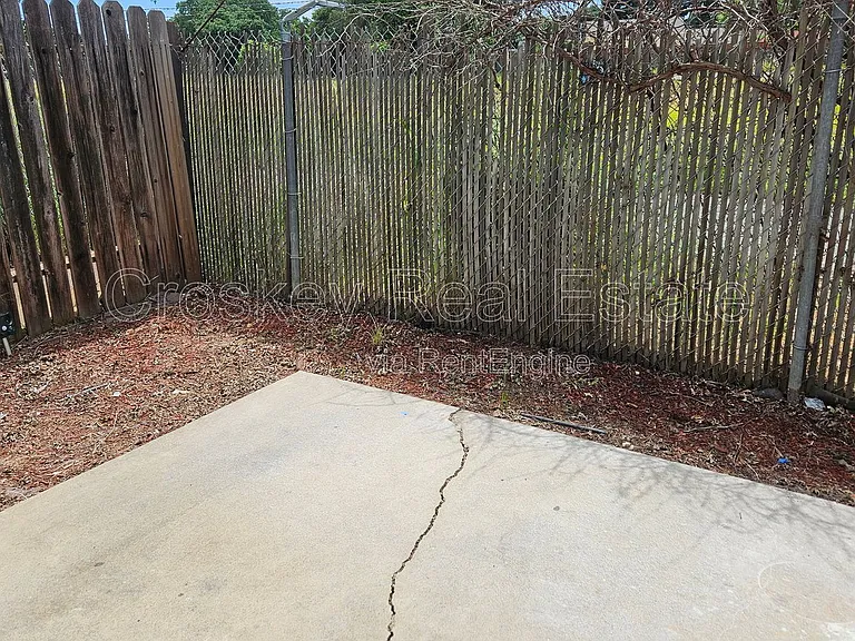 1349 Tree Garden Pl — Photo 17