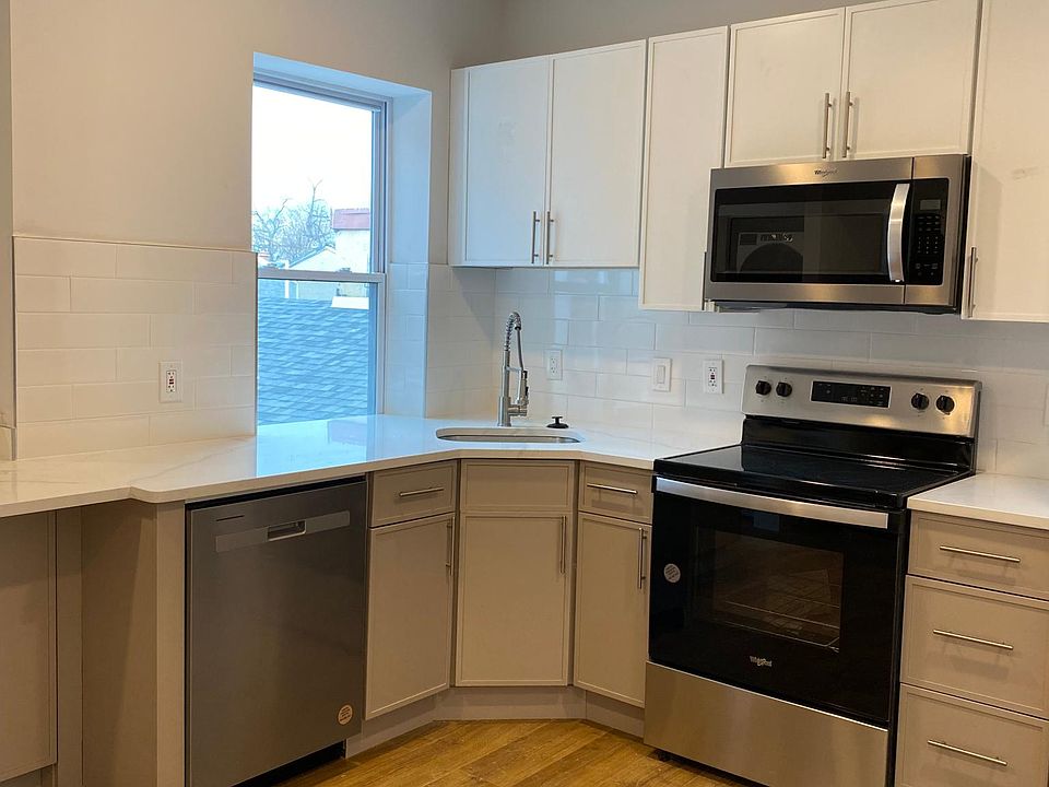 1st image of 924 N 5th St #3F