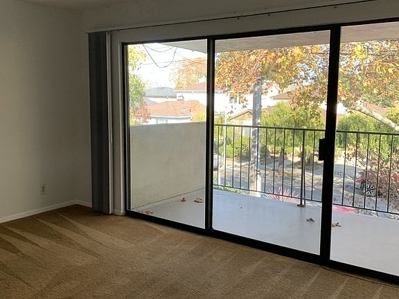 5th image of 859 Highland Ave APT 3