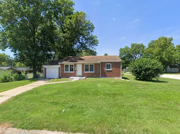 9301 Nelan Dr, Saint Louis, MO 63137