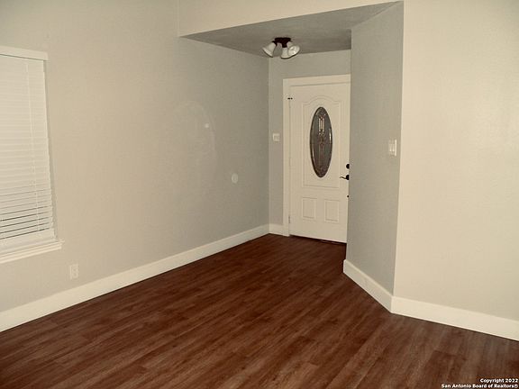 3rd image of 13903 Cedar Canyon