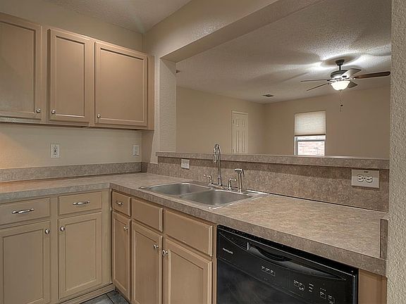 3rd image of 7304 Marsland Ln