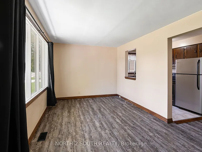 1360 Goyeau St — Photo 5