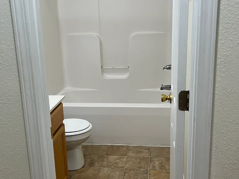Full bath - tub/shower