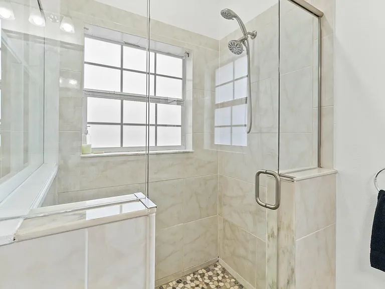 93 Brevard Ave — Photo 54
