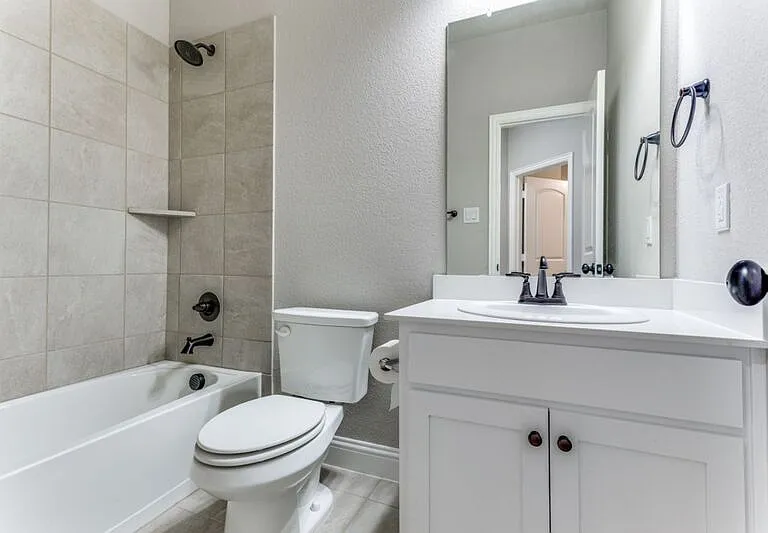 506 Weston St — Photo 6