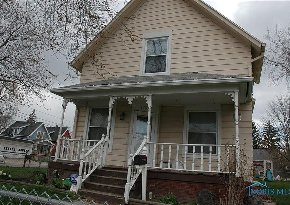 1st image of 1705 Idaho St