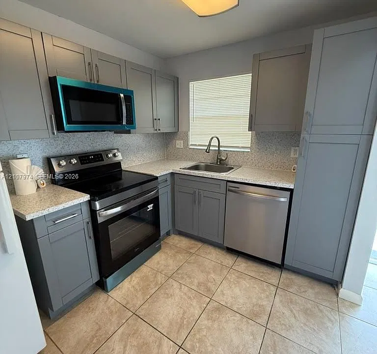 603 S State Road 7 #2F