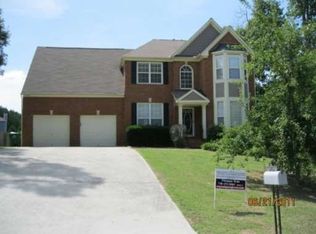 569 Leah Dr, Powder Springs, GA 30127