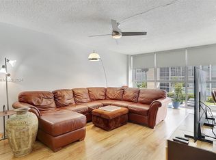 501 Three Islands Blvd APT 209, Hallandale, FL 33009