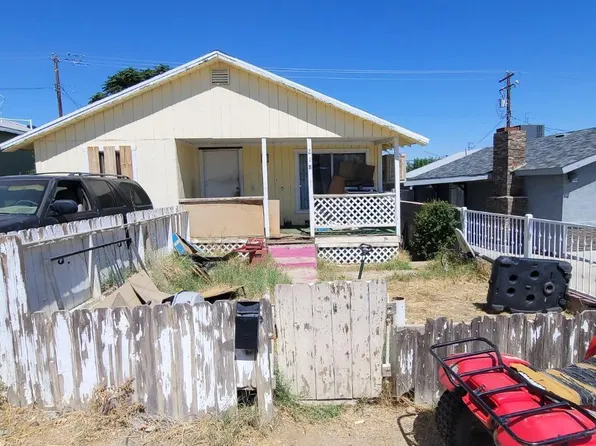 218 F St, Taft, CA 93268