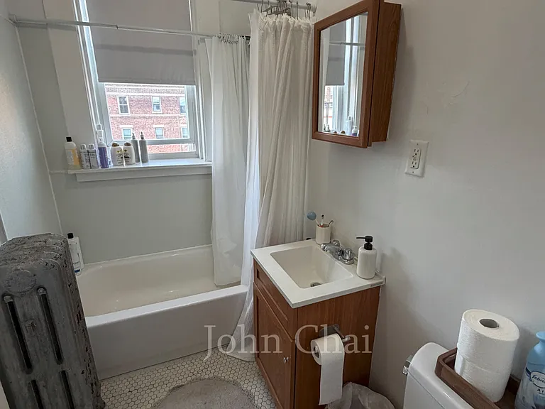 5 Walbridge St #18 — Photo 23