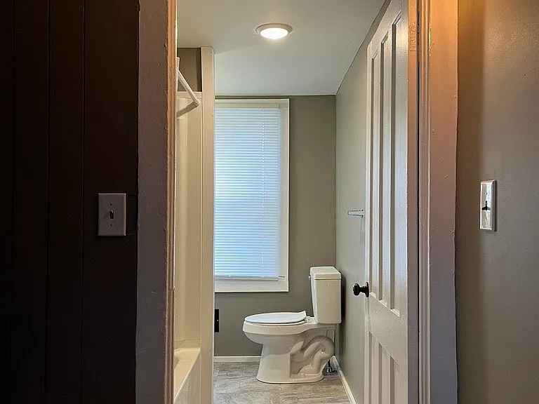 50 Shuler St #52 — Photo 14