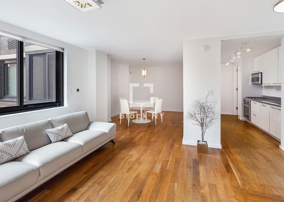1st image of 515 E 72nd St APT 3N