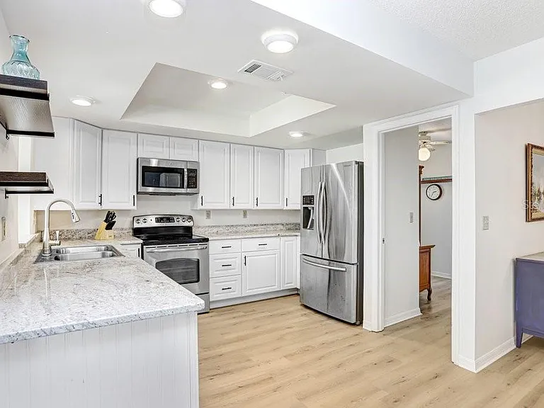 1409 Ingram Dr — Photo 11