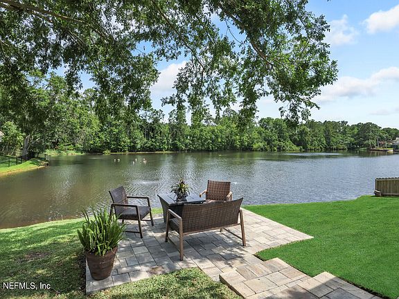 2nd image of 1831 PLANTATION OAKS Drive